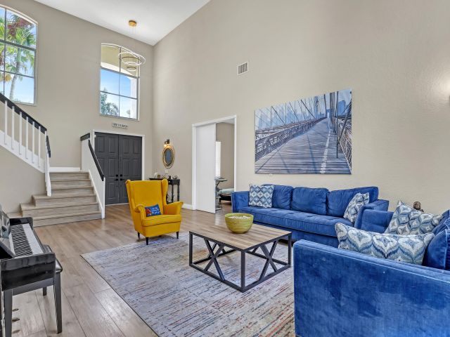 Продажа дома по адресу 18640 Ocean Mist Drive - фото 6365348