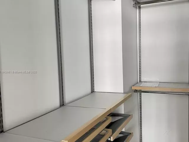 Продажа квартиры #2802 - фото 6314335