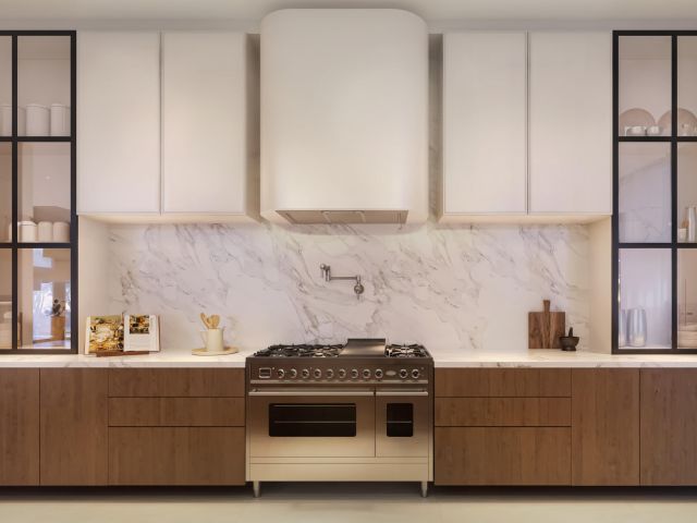 Продажа дома по адресу 251 NW 10th Street - фото 6319175