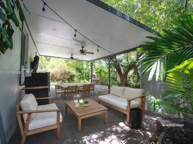 Продажа дома по адресу 13325 NE 10th Ave - фото 6333621