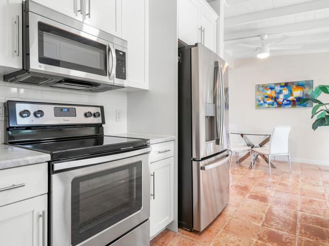 Продажа дома по адресу 230 Santa Lucia Drive - фото 6358443