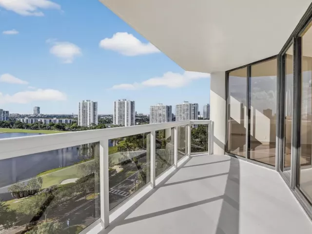 Продажа квартиры #1405 - фото 6330820