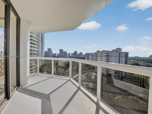 Продажа квартиры #1405 - фото 6330821