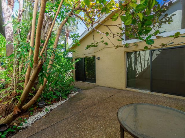 Дом в аренду по адресу 6090 Aloma Lane - фото 6391280