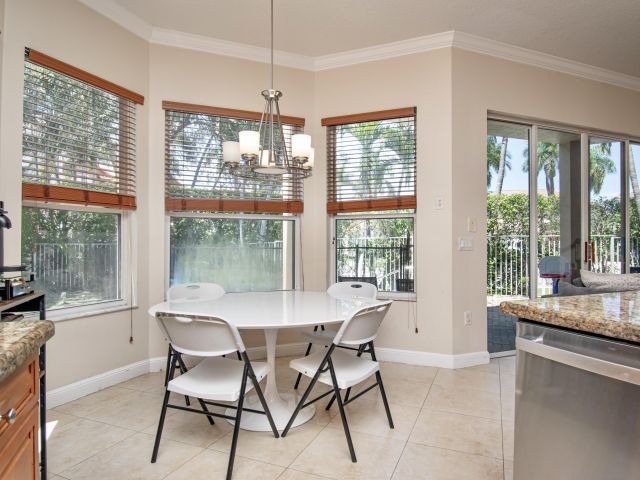 Продажа дома по адресу 9851 Palma Vista Way - фото 6688651