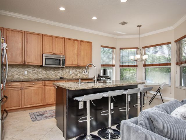 Продажа дома по адресу 9851 Palma Vista Way - фото 6688654