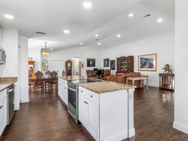 Продажа дома по адресу 11146 Highland Circle - фото 6545184