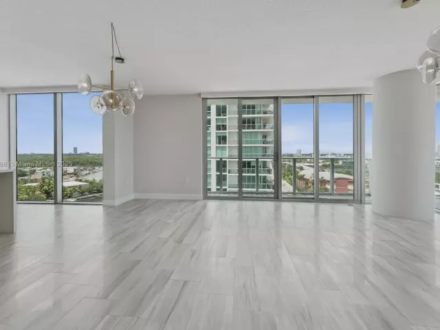 Продажа квартиры #4-1107 - фото 6324850