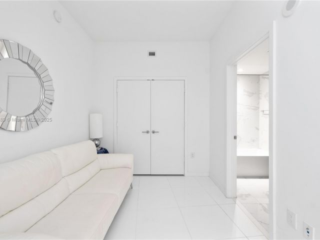 Продажа квартиры #1410 - фото 6332036