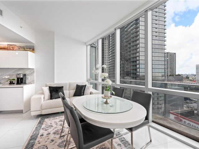 Продажа квартиры #1410 - фото 6332042