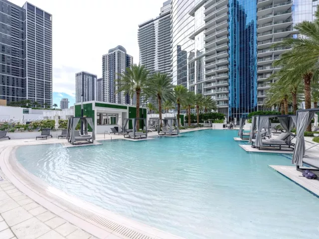 Продажа квартиры #1410 - фото 6332032