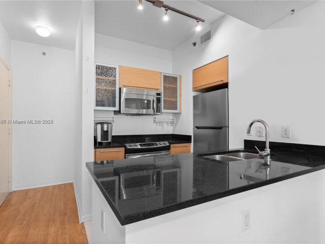 Продажа квартиры #501 - фото 7461253