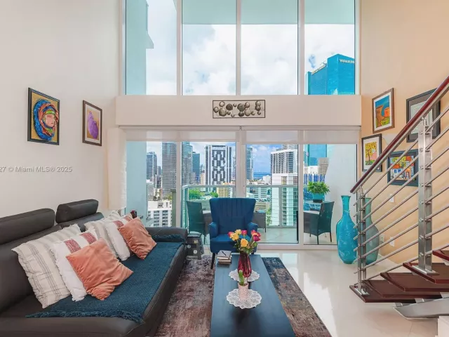 Продажа квартиры #1503 - фото 6757311