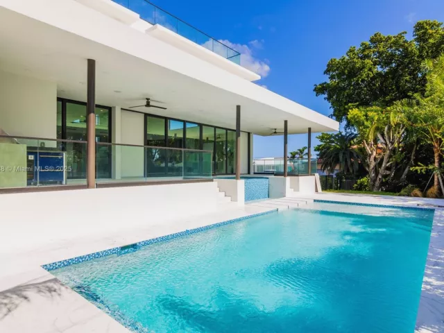 Дом в аренду по адресу 1248 NE 89th St - фото 6330238