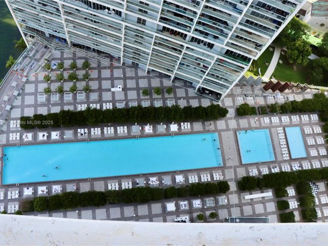 Продажа квартиры #4207 - фото 6324349