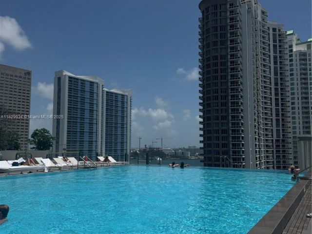 Продажа квартиры #4207 - фото 6324350