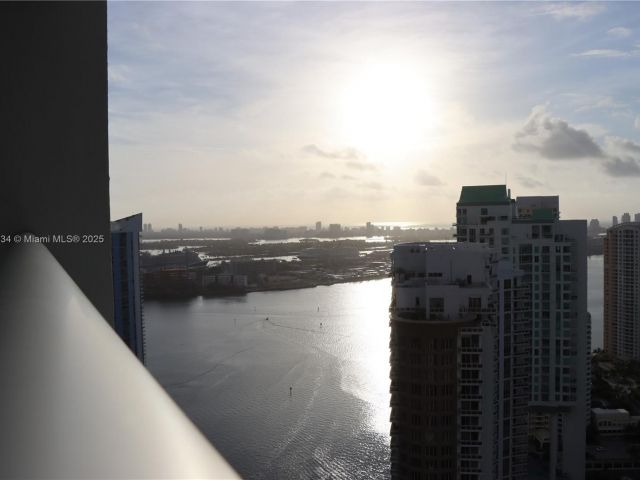 Продажа квартиры #4207 - фото 6324354