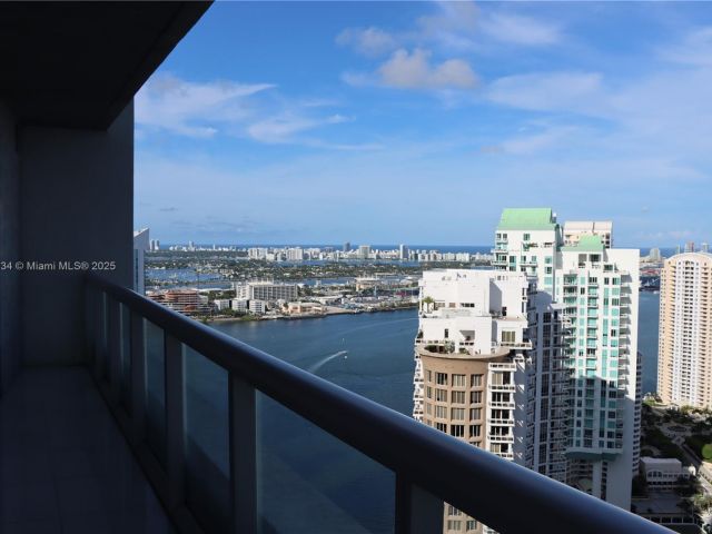 Продажа квартиры #4207 - фото 6324358