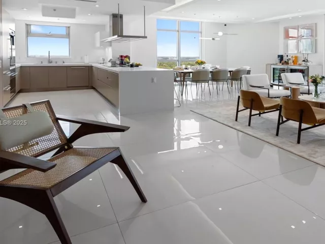 Продажа квартиры #2102 - фото 6335985