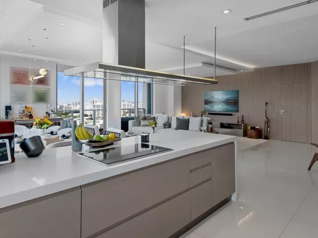 Продажа квартиры #2102 - фото 6335988