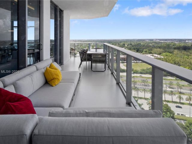 Продажа квартиры #2102 - фото 6335978