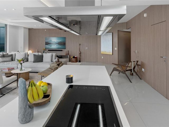 Продажа квартиры #2102 - фото 6335982