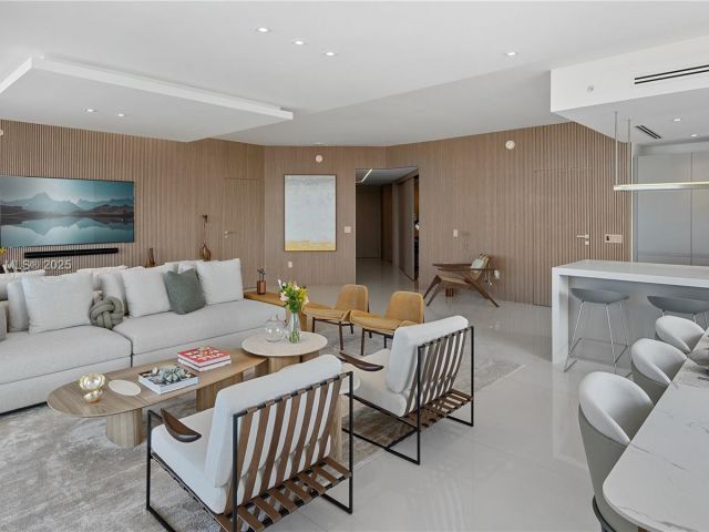 Продажа квартиры #2102 - фото 6335989