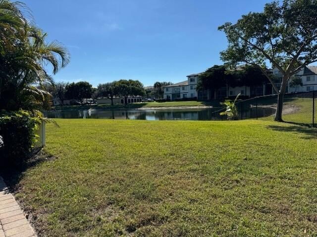 Дом в аренду по адресу 3256 Commodore Court - фото 6326326