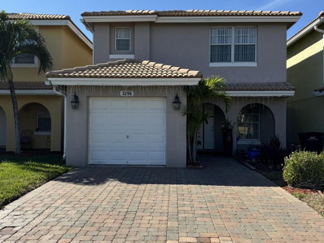 Дом в аренду по адресу 3256 Commodore Court - фото 6326333