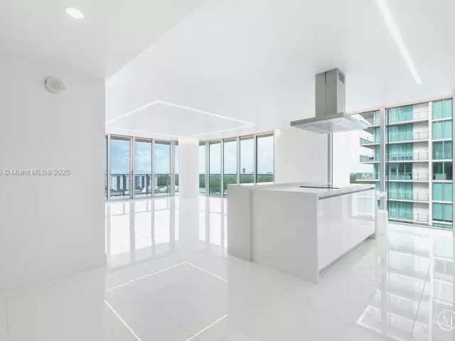 Продажа квартиры #4-1808 - фото 6348964