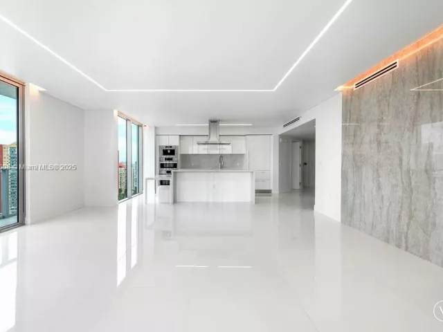 Продажа квартиры #4-1808 - фото 6348965