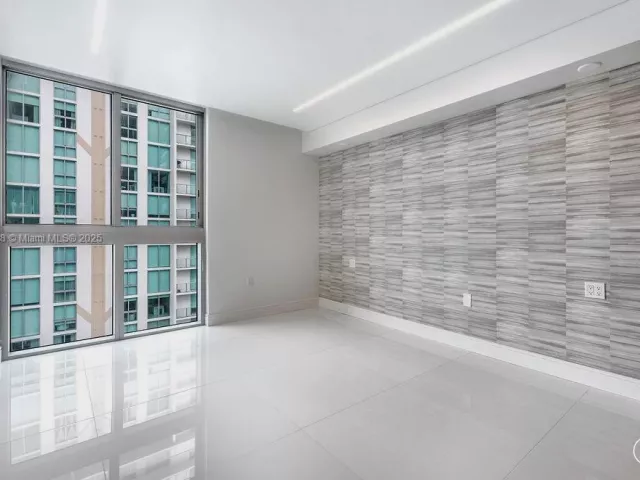 Продажа квартиры #4-1808 - фото 6348953