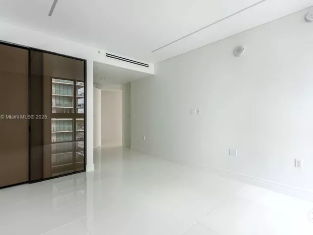 Продажа квартиры #4-1808 - фото 6348954