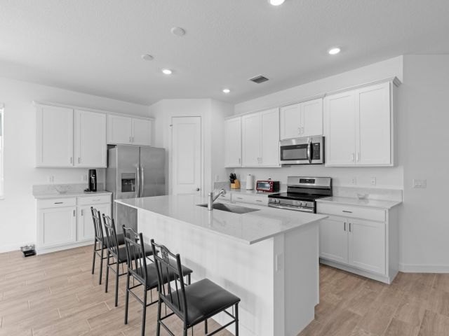 Дом в аренду по адресу 5742 Graceful Way - фото 6363293