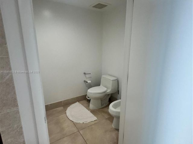 Продажа квартиры #1002 - фото 6327872