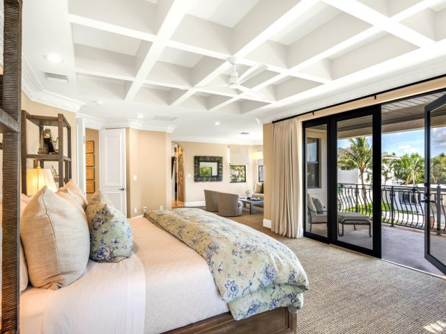 Продажа дома по адресу 809 NE 71st Street - фото 6391564