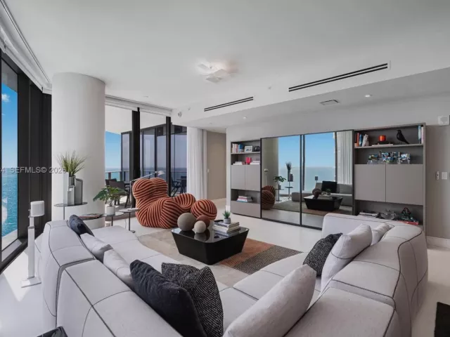 Продажа квартиры #3001 - фото 6351645