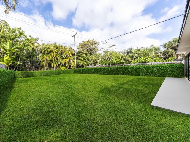 Продажа дома по адресу 1339 NE 15th Avenue - фото 6338986