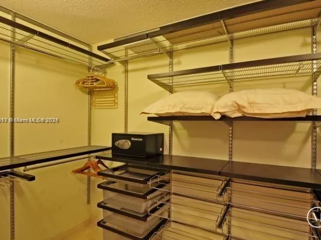 Продажа квартиры #602 - фото 6329456