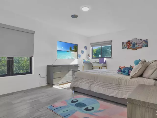 Продажа дома по адресу 1501 Algardi Ave - фото 7546196