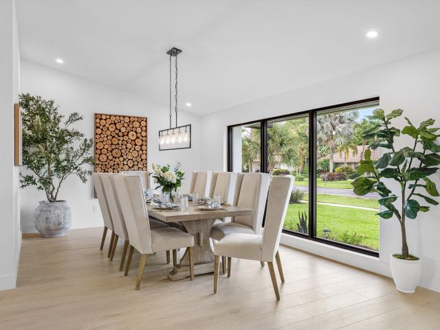 Продажа дома по адресу 6901 Giralda Circle - фото 6363988