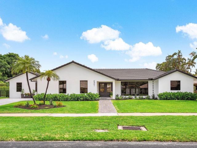 Продажа дома по адресу 6901 Giralda Circle - фото 6363995