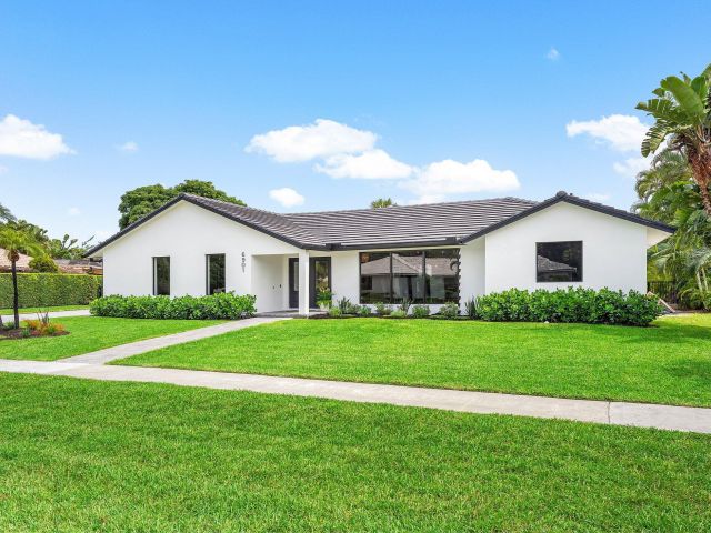 Продажа дома по адресу 6901 Giralda Circle - фото 6363996