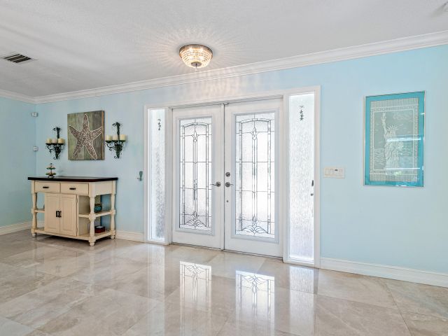 Продажа дома по адресу 808 Appleby Street - фото 6364670