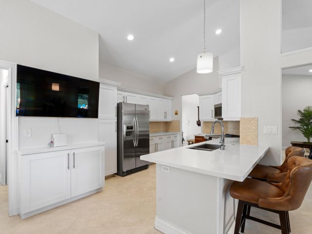 Дом в аренду по адресу 7598 Fairway Trail - фото 6365205