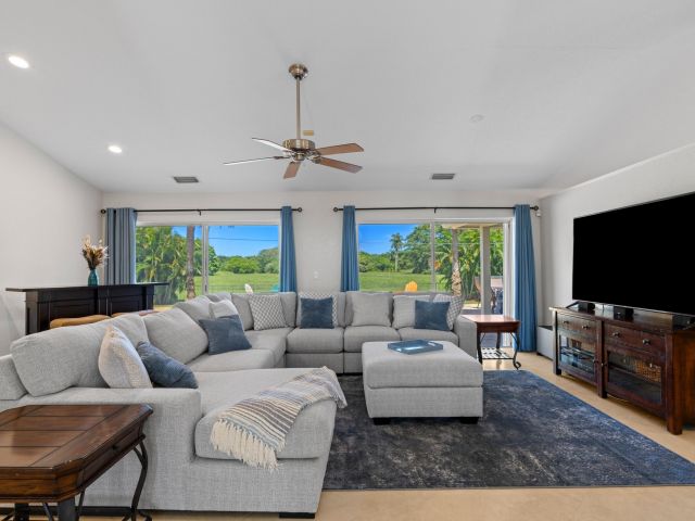 Дом в аренду по адресу 7598 Fairway Trail - фото 6365207