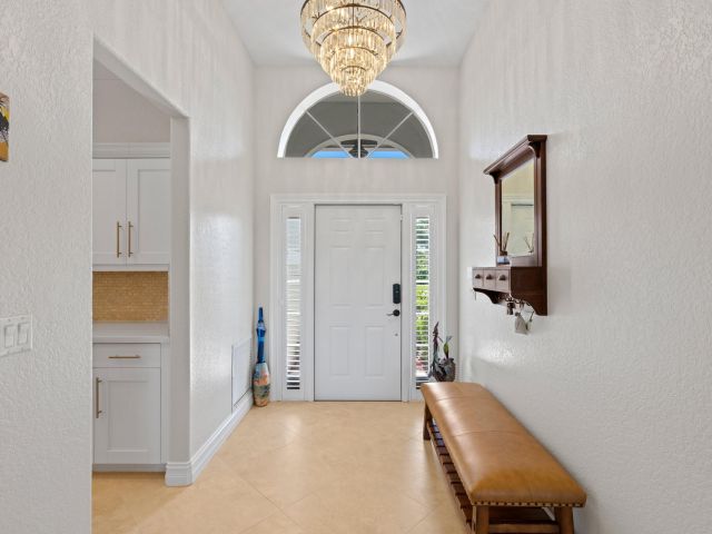 Дом в аренду по адресу 7598 Fairway Trail - фото 6365214