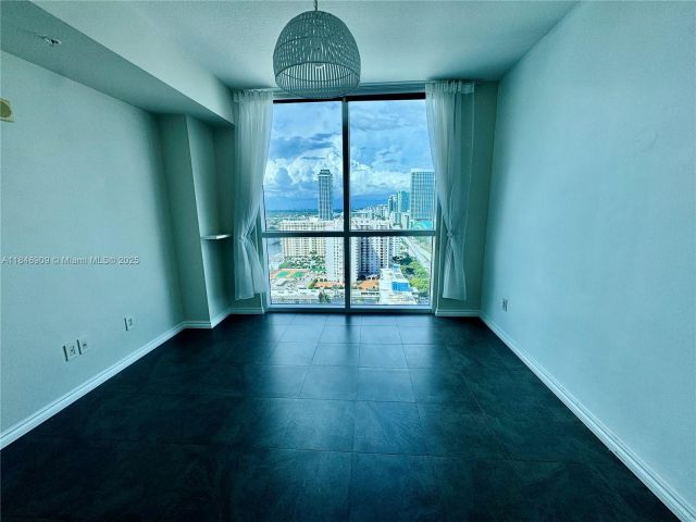 Продажа квартиры #2311 - фото 6335700