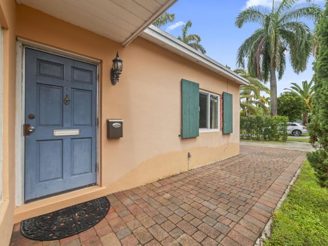 Продажа дома по адресу 906 NE 5th Street - фото 6345856