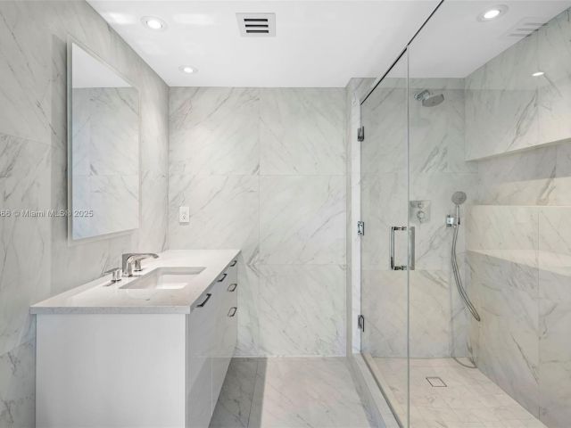 Продажа квартиры #1508 - фото 6336375